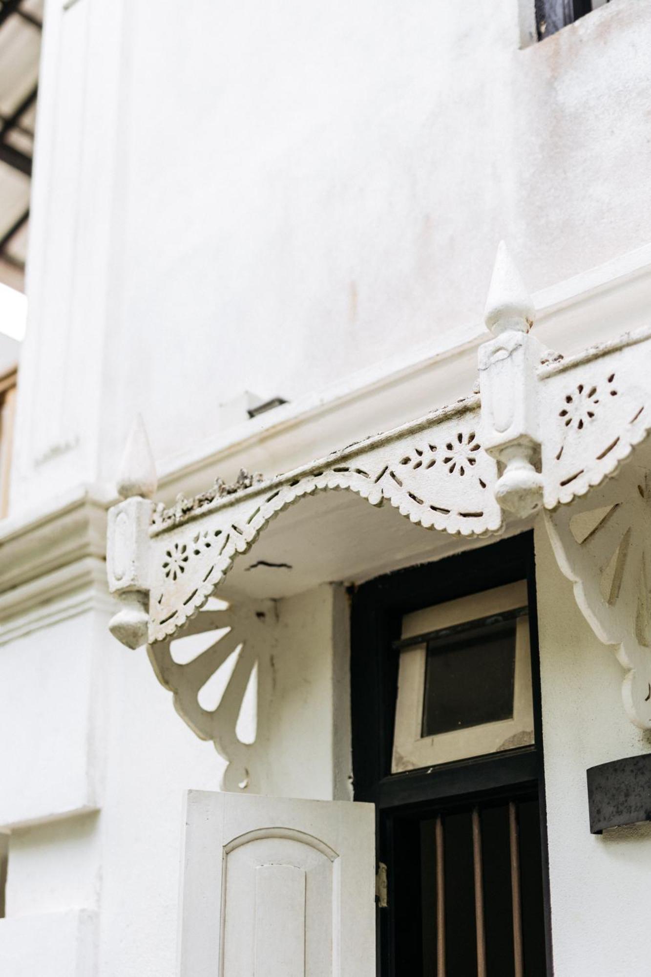 Отель Watu House Диквелла Экстерьер фото